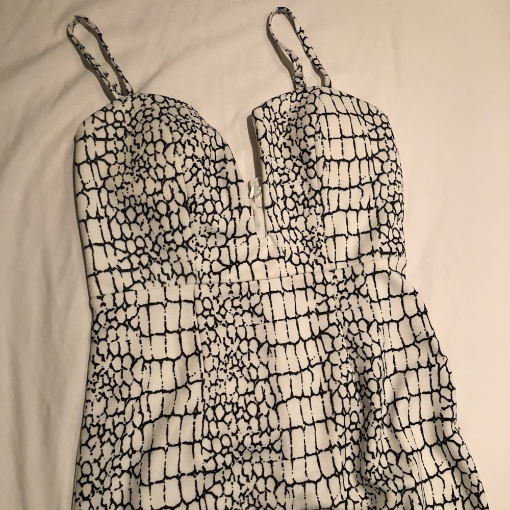 Dress - Picture 2 of 2